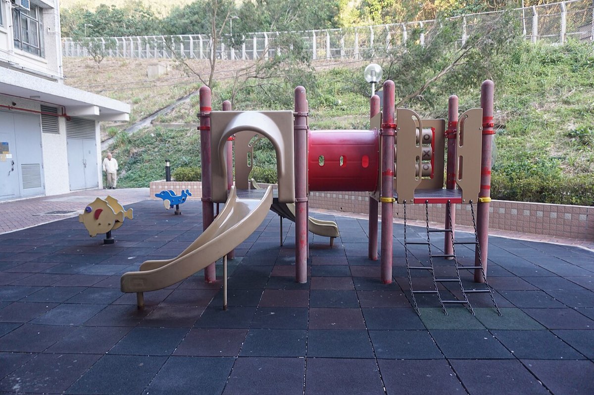 Parque infantil de plástico